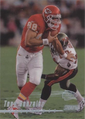 1999 Topps Stadium Club Tony Gonzalez #149