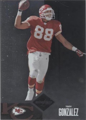 2004 Leaf Limited Tony Gonzalez #94