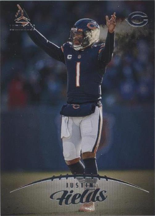 2023 Panini Luminance Justin Fields #11