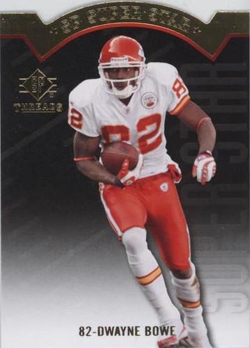 2009 SP Threads Dwayne Bowe #AP82