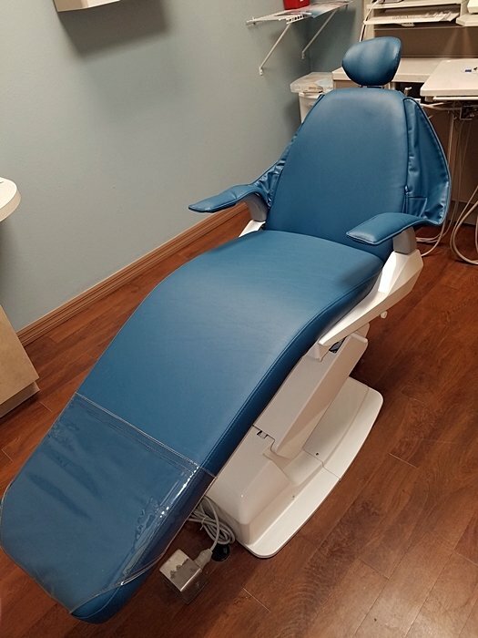Belmont BEL20 Dental Patient Chair Seamless Vinyl Upholstery (Color