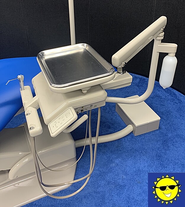 ADEC 1040 Cascade Dental Operatory Package New Seamless Vinyl