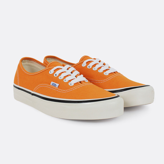 vans authentic orange