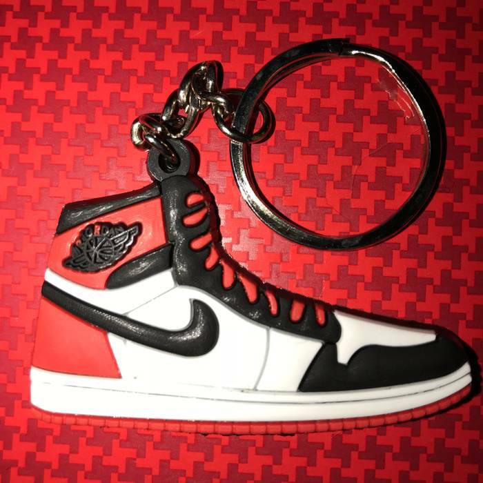 新品 NIKE JORDAN ジョーダン キーホルダー chicago エアジョーダン1 シカゴ キーホルダー｜Yahoo!フリマ（旧PayPay