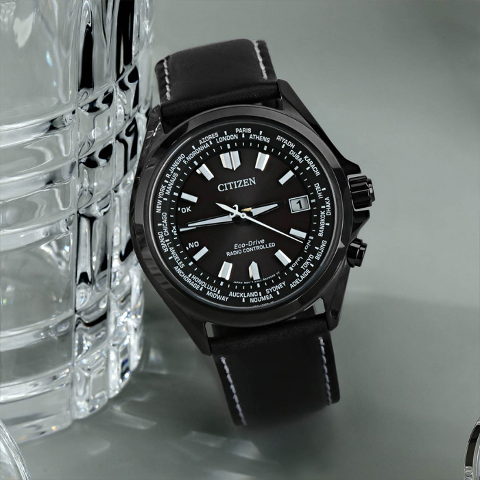 Pre-owned Citizen Radio Controlled Sapphire Cb0225-14e World Time Black Dial Men's Watch