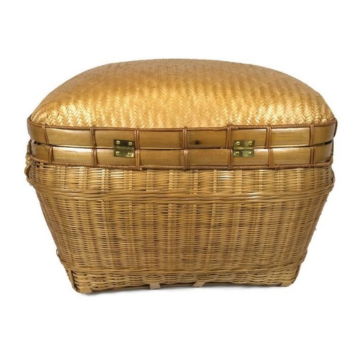 Large Wicker Picnic Basket Dome Lid Woven