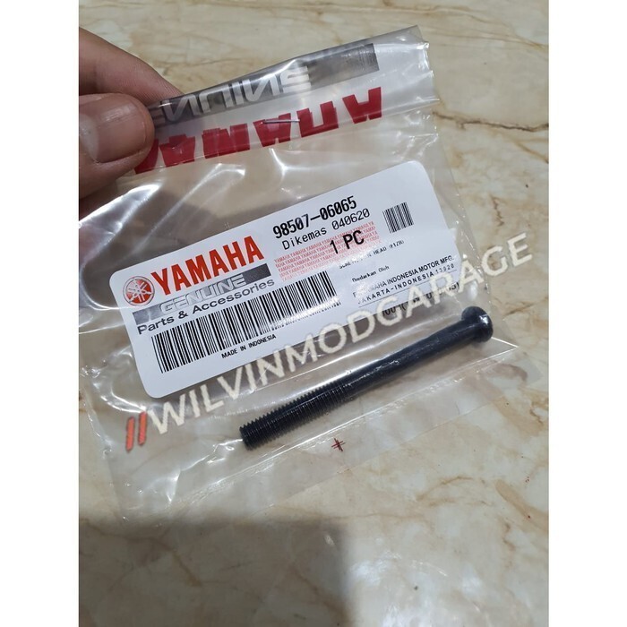 Genuine Parts Yamaha RX-King RX 135 Crankcase Middle Screw Pan Head 98507-06065