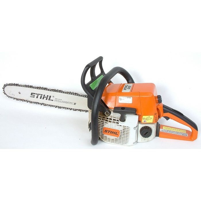 Stihl 021 chainsaw used but in good condition, spare chain in Beauly