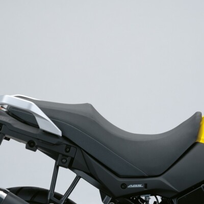 Vストローム650XT　純正ローシート（45100-28K51-BGP） 2017-2025 Suzuki V-Strom DL650 Low Seats 45100-28K51-BGP