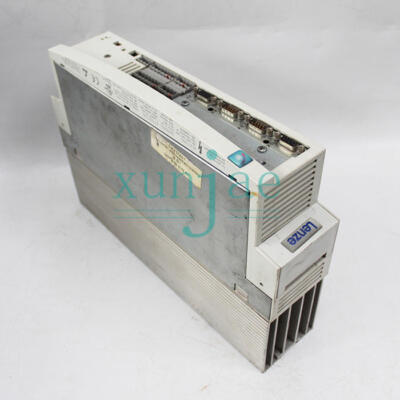 ONE Lenze EVS9322-ES Servo Driver Used