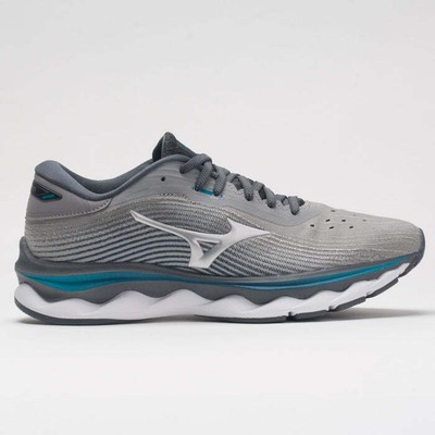 Mizuno Women's Wave Sky 5 Running Shoes, Griffin, 6.5 D Wide US