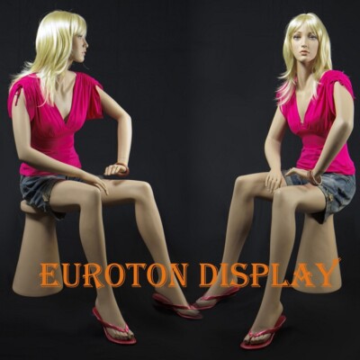 Schaufensterpuppe J-8  Mannequin weiblich Schaufensterfiguren sitzend Frau 