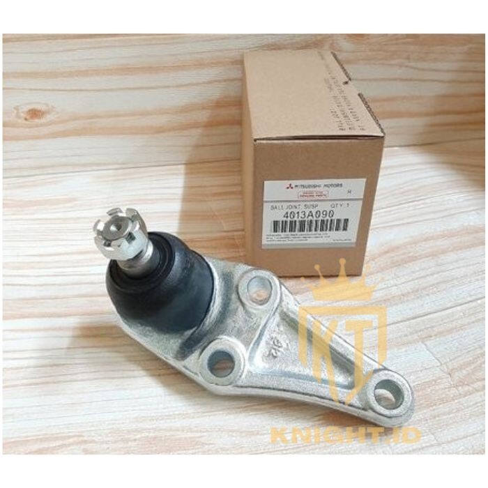 Fits For Mitsubishi Montero Pajero L200 Triton Lower Front Ball Joint Kit 2 PCS