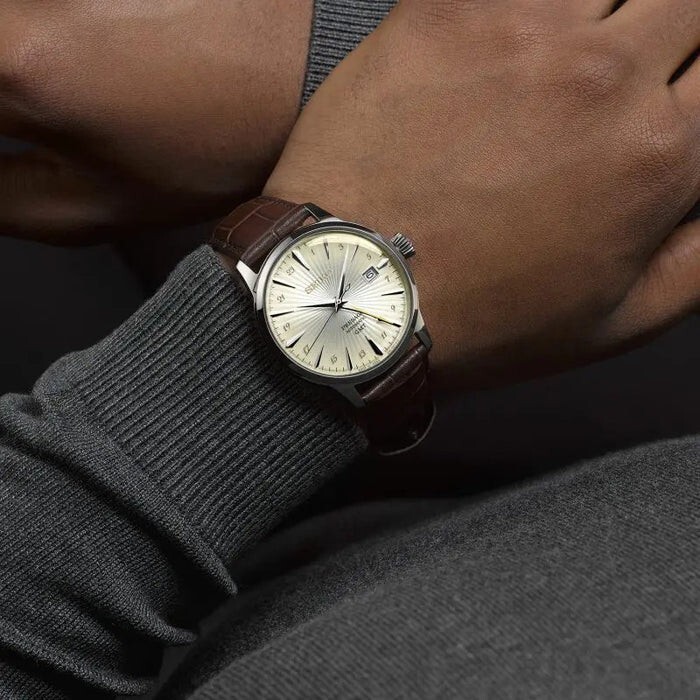 Pre-owned Seiko Mens Presage Gmt Cream Dial Cocktail Time Brown Leather Band Watch Ssk041