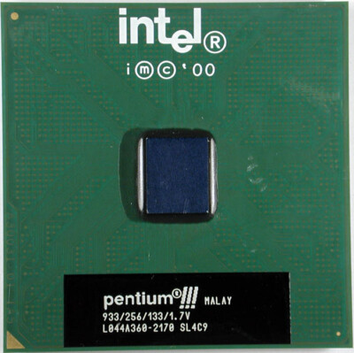 INTEL Pentium III 933mhz CPU Processor 256/133 1.7v Socket 370 SL4C9