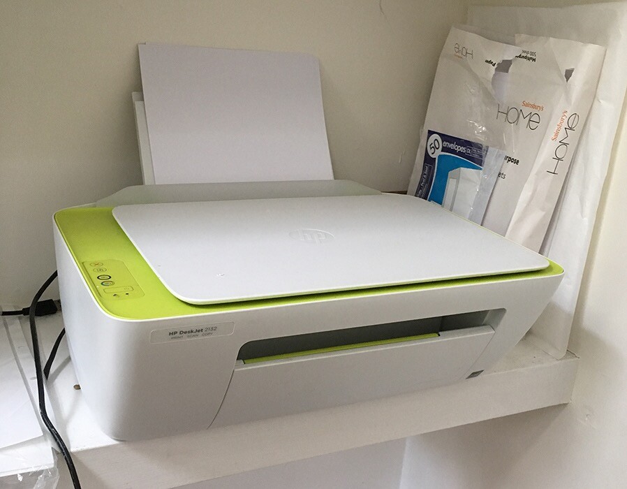 HP Deskjet 2132 AllinOne Printer + HP 302 Ink Cartridge + A4 Paper