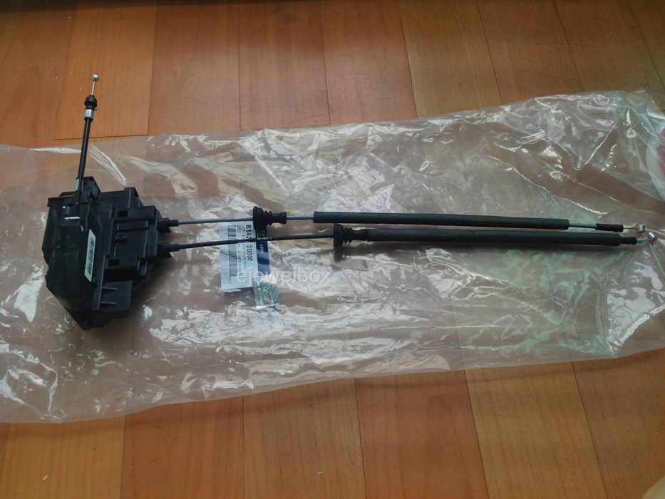 GENUINE Door Lock Actuator Motor Rear Left Fits 07-09 Santa Fe OEM 81410-2B000