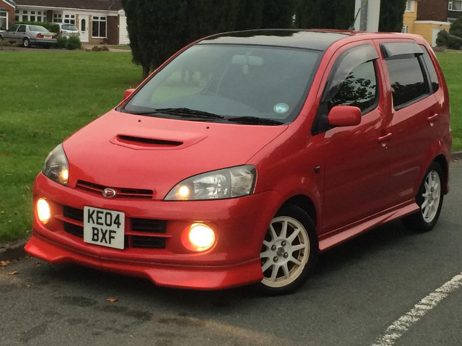 Daihatsu yrv turbo