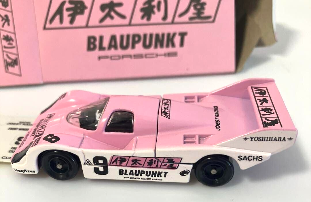 トミカポルシェ ミニカー BLAUPUNKT ピンク Tomica Italya