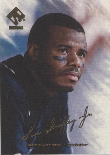 2000 Pacific Private Stock - Ken Griffey Jr #132