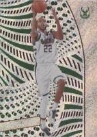 2020-21 Panini Revolution - Khris Middleton #87
