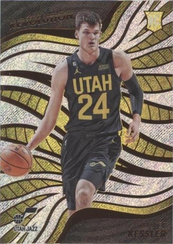2022-23 Panini Revolution - Walker Kessler #137