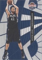 2012-13 Panini Past & Present - Kevin Love #8