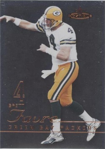 2003 Fleer Mystique Brett Favre #28
