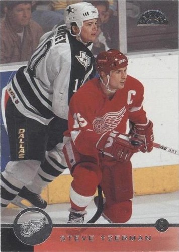 1996-97 Leaf - Steve Yzerman #13