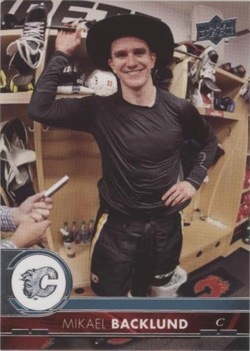 2017-18 Upper Deck - Mikael Backlund #28