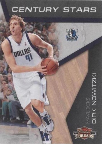 2010-11 Panini Threads - Dirk Nowitzki #13