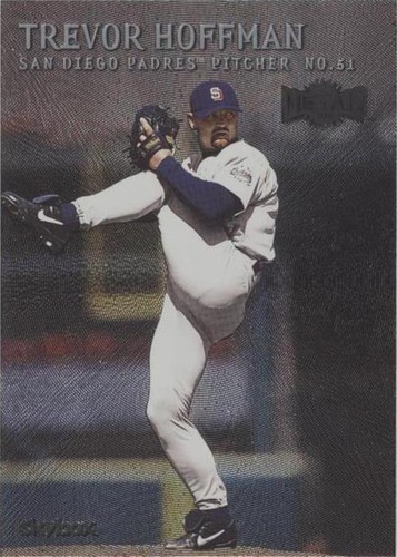 2000 Skybox Metal - Trevor Hoffman #154