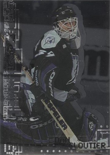 1999-00 In the Game Be A Player Millennium Signature Series - Dan Cloutier #219