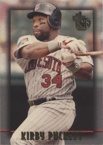 1995 Topps Embossed - Kirby Puckett #71