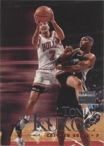 1999-00 Skybox Premium - Toni Kukoc #82