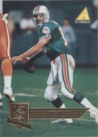 1995 Pinnacle Club Collection Bernie Kosar #150