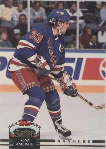 1992-93 Topps Stadium Club - Tony Amonte #32