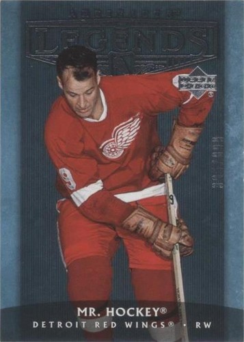 2005-06 Upper Deck Artifacts - Gordie Howe #112