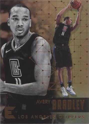 2017-18 Panini Essentials - Avery Bradley #20
