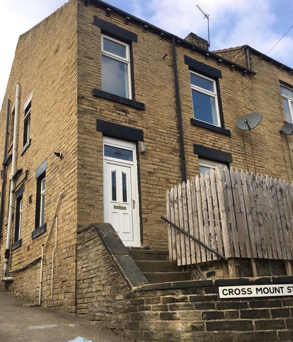 Two bedroom house for rent. Batley in Batley, West Yorkshire Gumtree