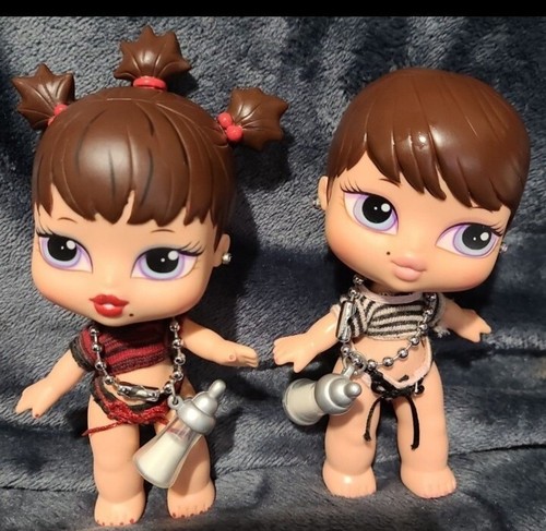 Twin Bratz 美容家電 ピンク Bratz Babyz Twiins Phoebe and Roxxi 2-Pack Collectible