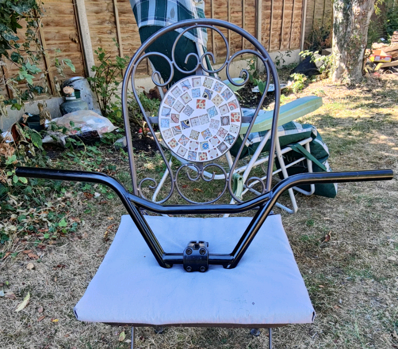 Mafia Bike Wheelie Bike Handlebars and Stem in Bletchley