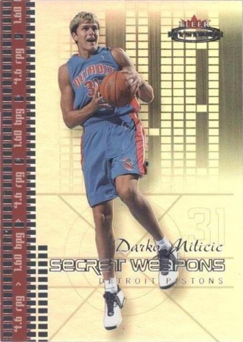 2003-04 Fleer Mystique - Darko Milicic #3 SW