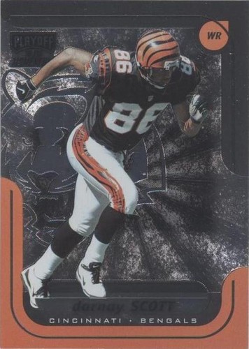1999 Playoff Momentum SSD Darnay Scott #22