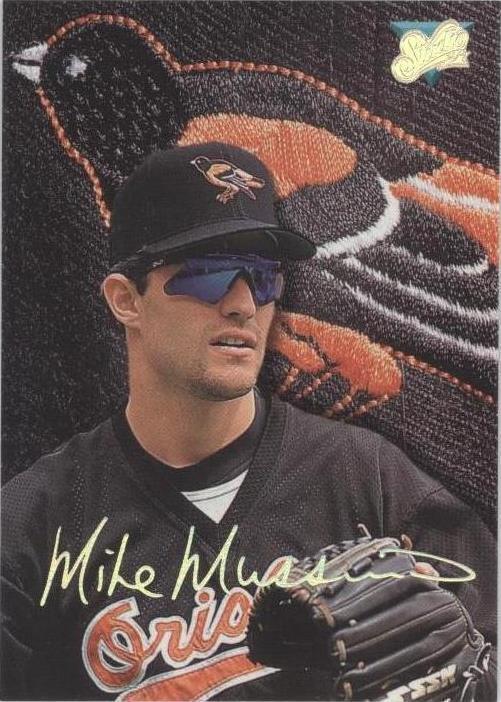 1993 Studio - Mike Mussina #202