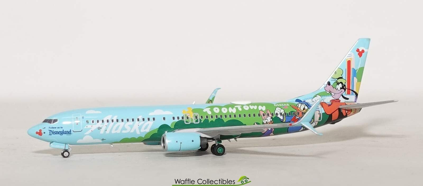 ディズニーAlaska Airlines B 737-400 特別版　3機セット ディズニーAlaska Airlines B 737-400 特別版 3機セット