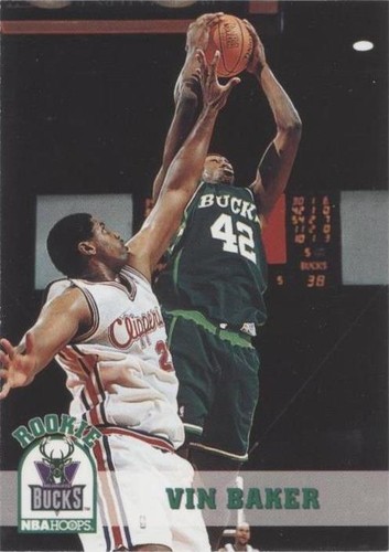 VIN baker　NBA　プロバスケットボール　トレーディングカード Vin BAKER Milwaukee Bucks Basketball Trading Card No.363 NBA