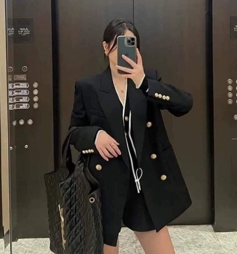 【極美品】ZARA☆XL　レザー　ゴールド金具　ボア　ライダース　ブラック 極美品 ZARA ザラ 本革 レザー ダブルライダースジャケット L