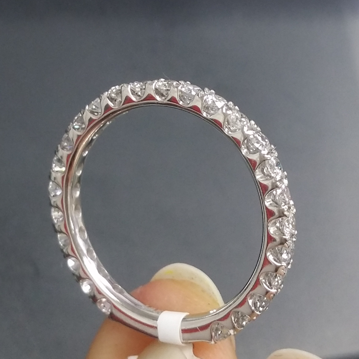 Pre-owned Handmade Deal 1.05ctw Natural Round Diamond Ladies Eternity Wedding Band Ring 14k Gold. In H