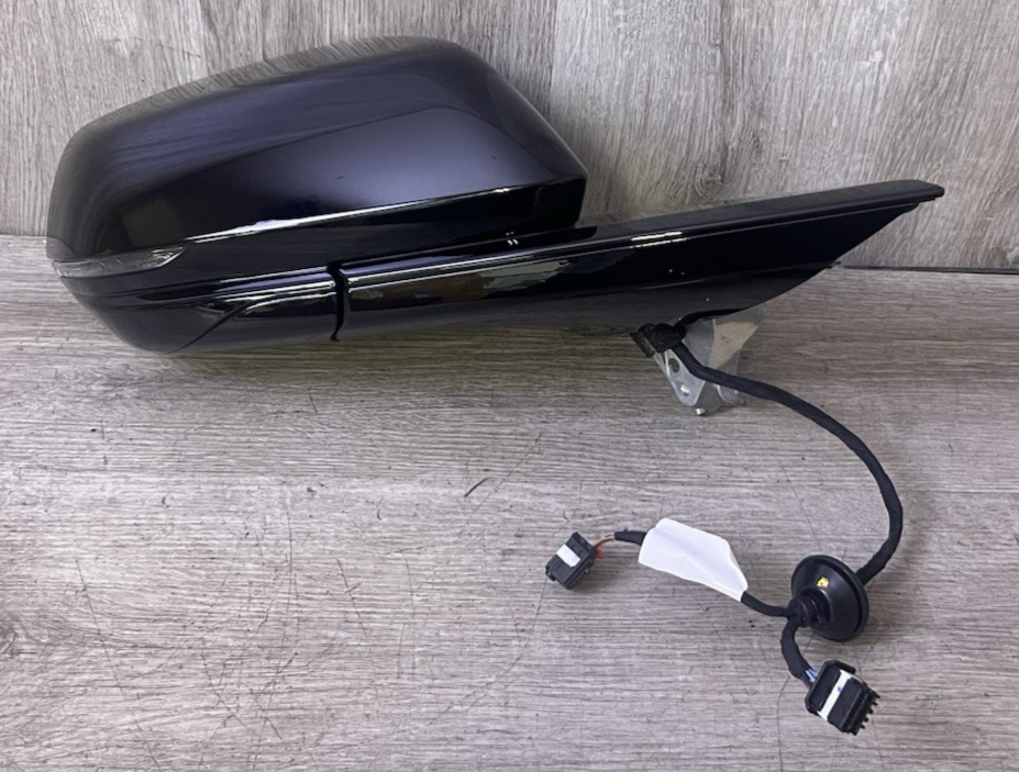 2023-2024 Cadillac LYRIQ SIDE MIRROR RH PASSENGER SIDE OEM 86544017